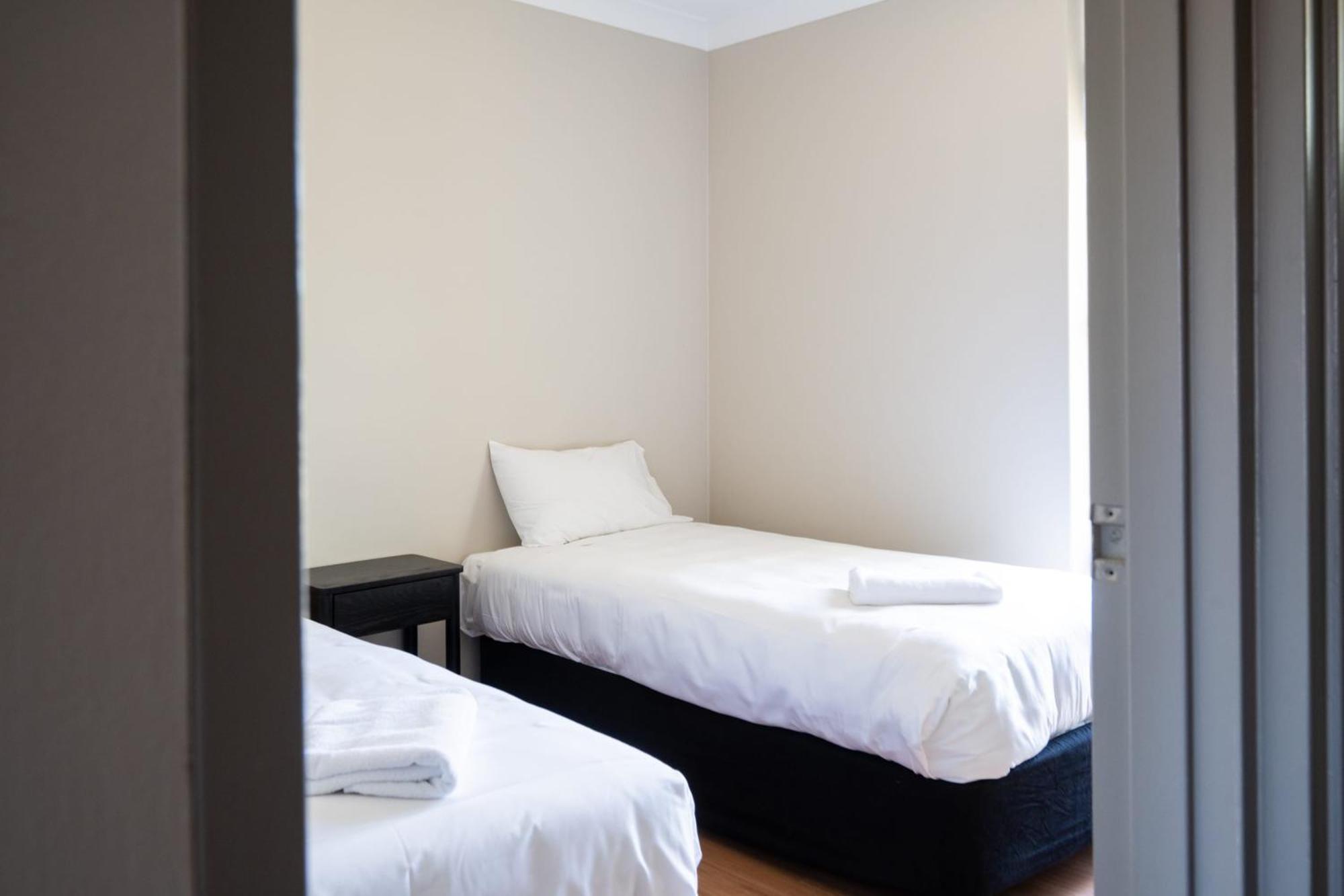 El Toro Motor Inn Warwick Farm Exterior foto